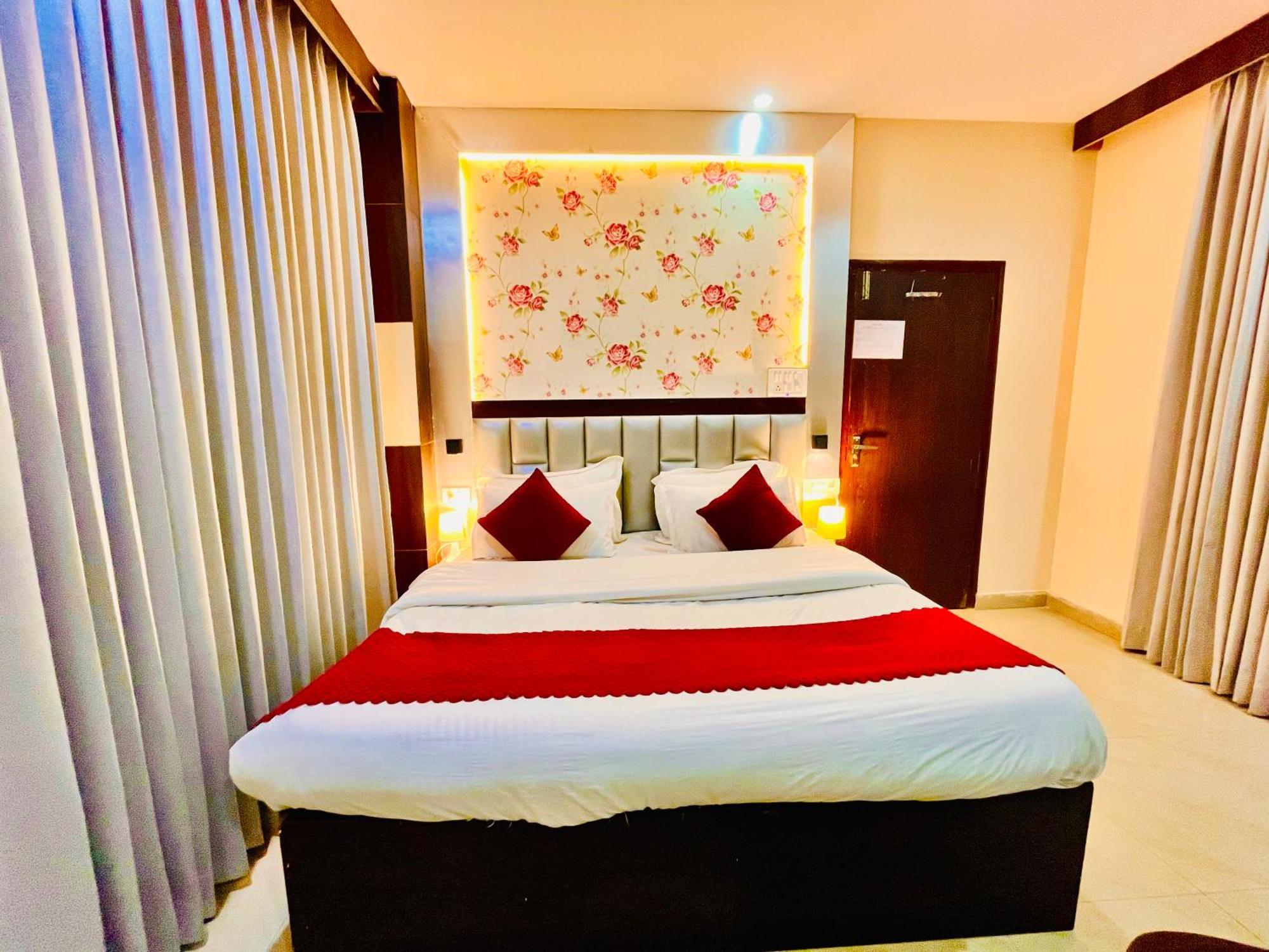 The Ramawati - A Four Star Luxury Hotel Near Ganga Ghat Haridwār Екстериор снимка